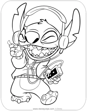Stich escucuchando musica con sus audifonos y cantando